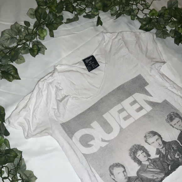 White Queen Crop Top - Picture 3 of 5